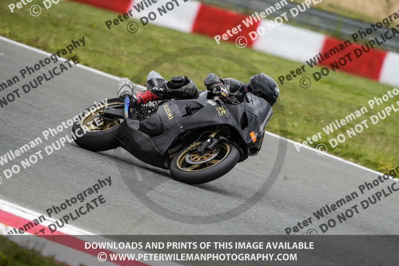 cadwell no limits trackday;cadwell park;cadwell park photographs;cadwell trackday photographs;enduro digital images;event digital images;eventdigitalimages;navarra;no limits trackdays;peter wileman photography;racing digital images;trackday digital images;trackday photos